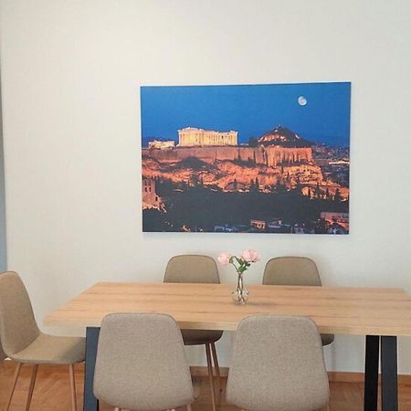 Elegant Apartment In Plaka Athens Exterior photo